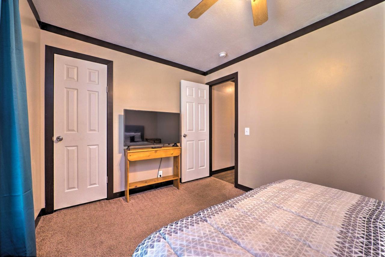 Pet-Friendly Home With Pool In Broken Bow! 외부 사진