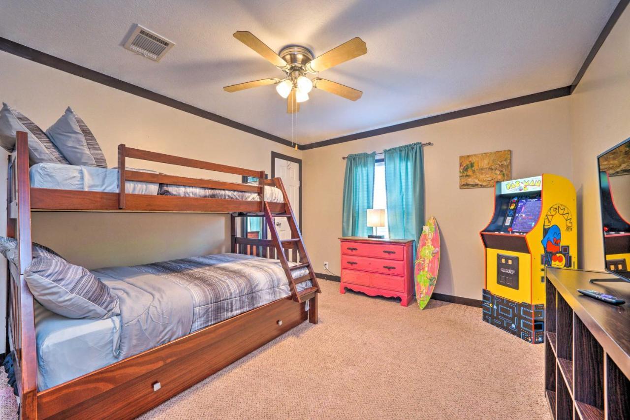 Pet-Friendly Home With Pool In Broken Bow! 외부 사진