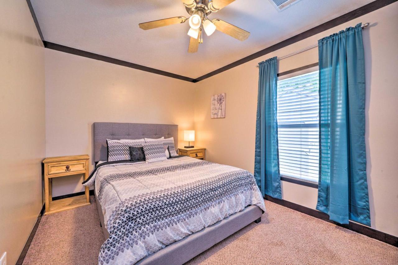 Pet-Friendly Home With Pool In Broken Bow! 외부 사진