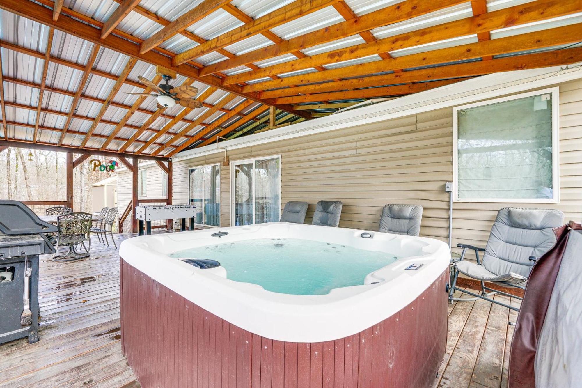Pet-Friendly Home With Pool In Broken Bow! 외부 사진